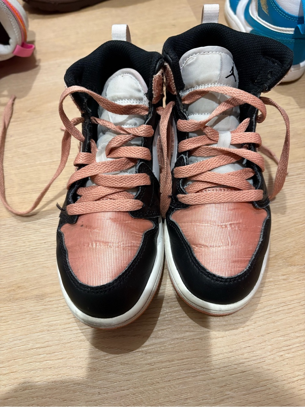 Nike Kids High-Top Sneakers in Peach and Black